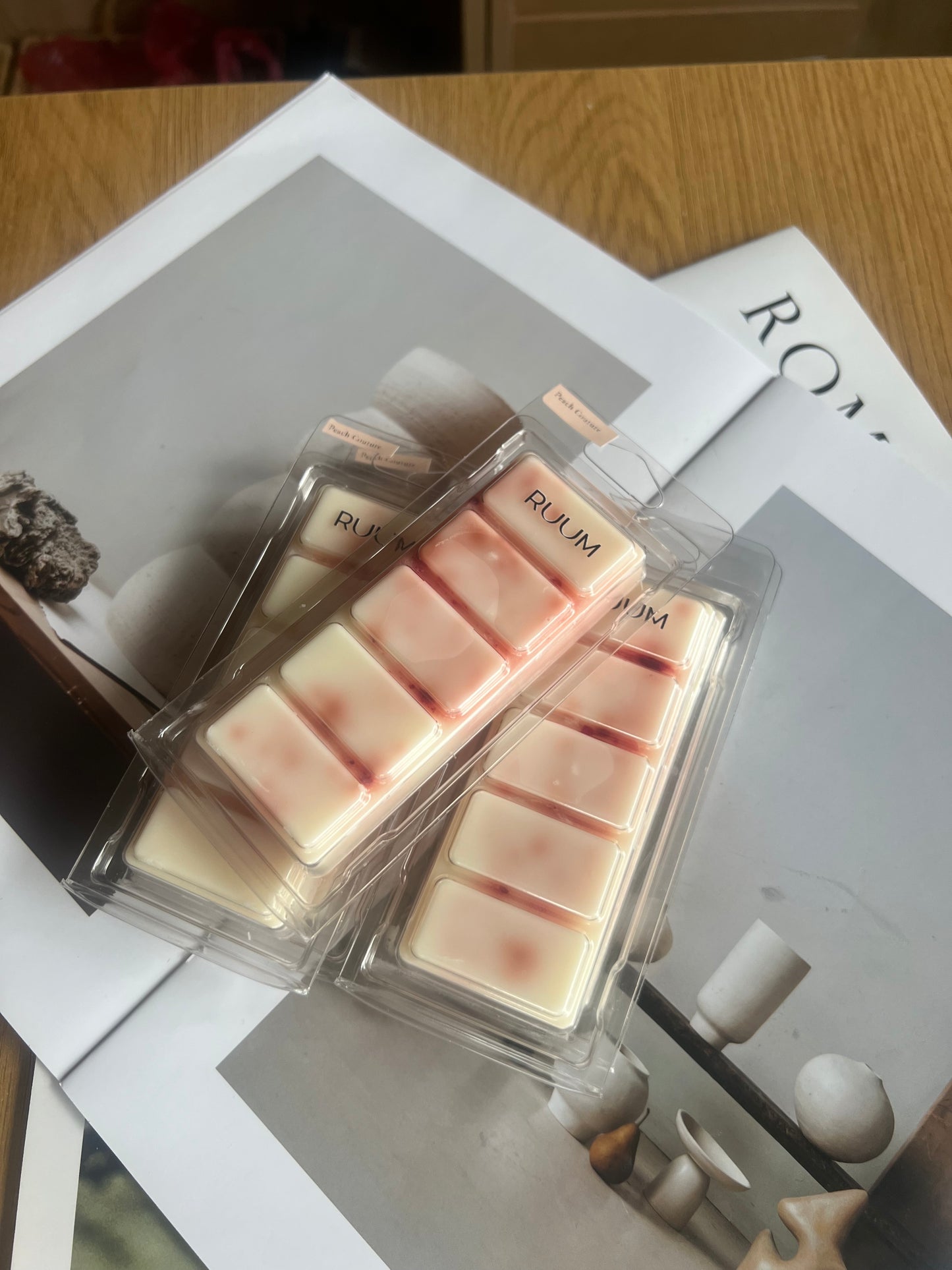Sädelev Peach Couture aroomivahatahvel 55g