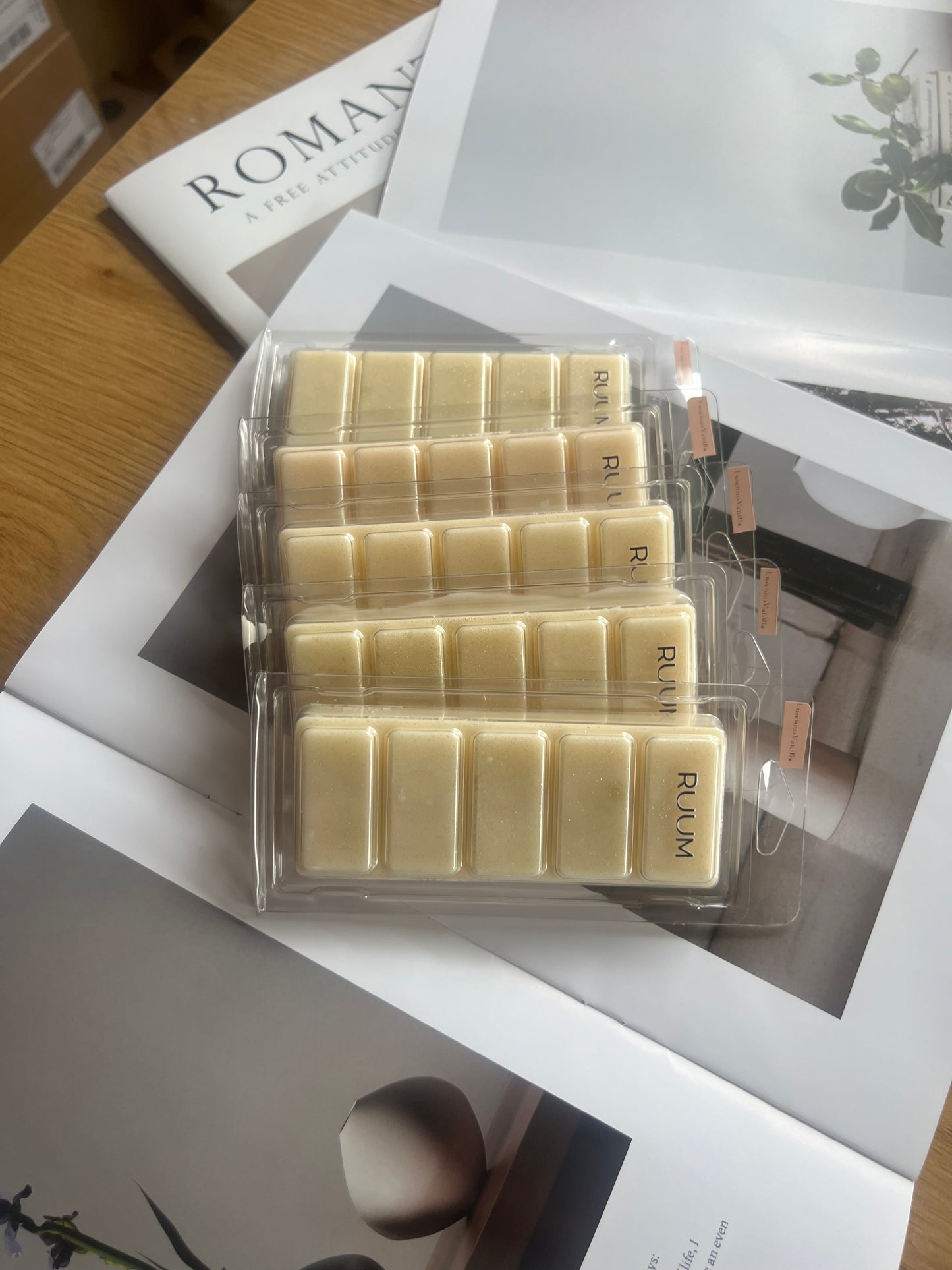 Sädelev Luscious Vanilla aroomivahatahvel 55g