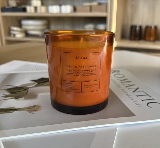 RUUM, Scented candle,damson plum &patchouli 